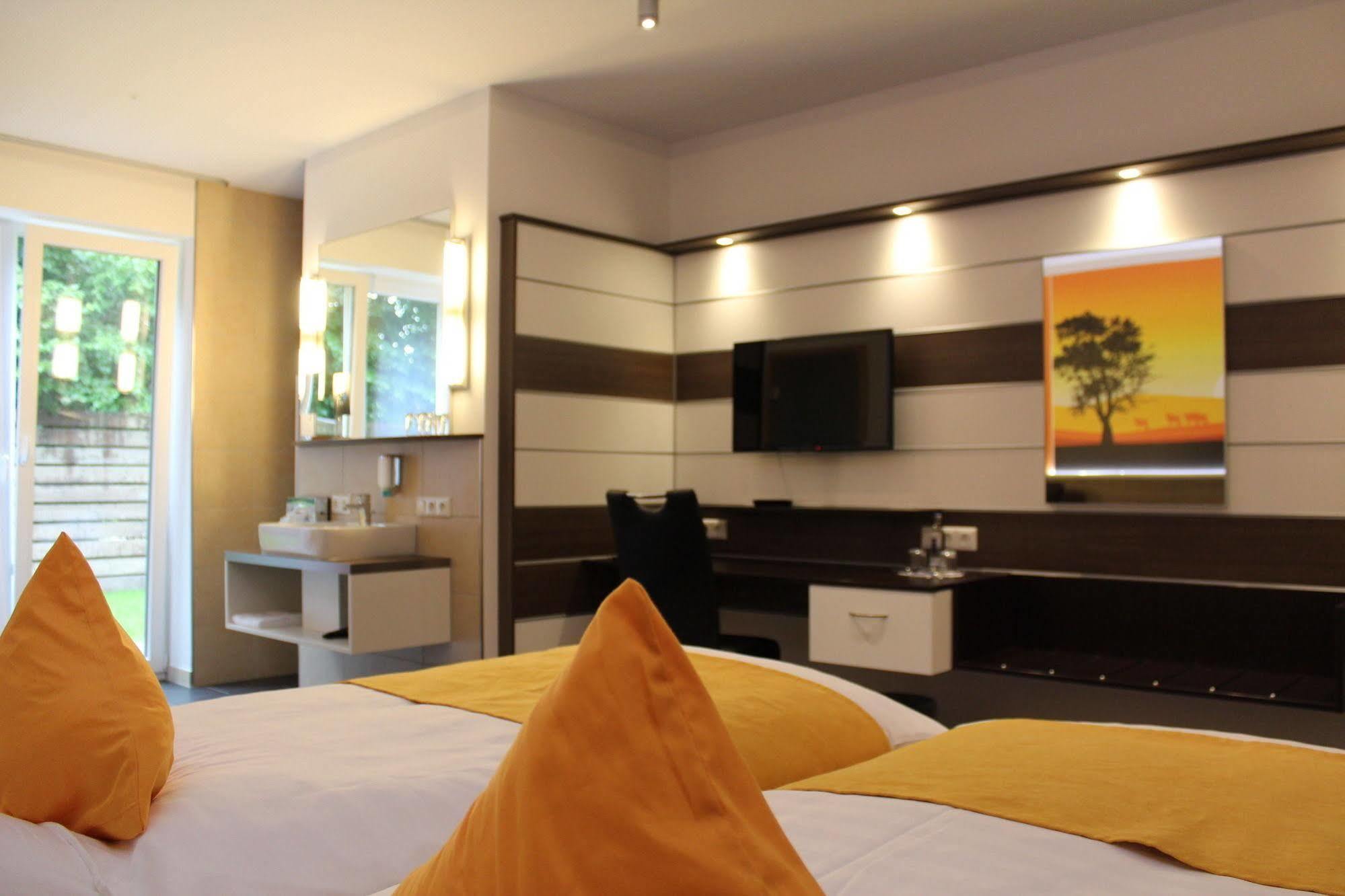 Hotel Ripken Kirchhatten Екстер'єр фото